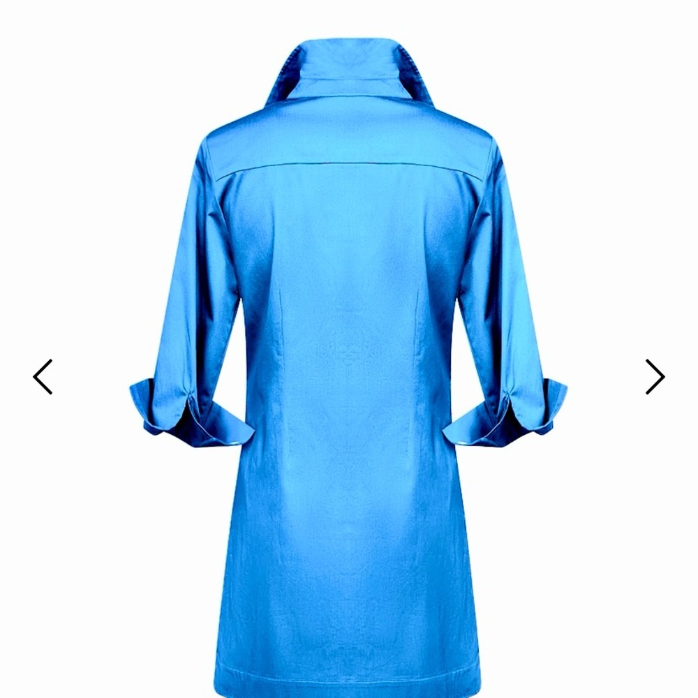 Perlavera Solid Chris Shirt Dress
$198.00 light blue logo Classic casual winter - Picture 3 of 14